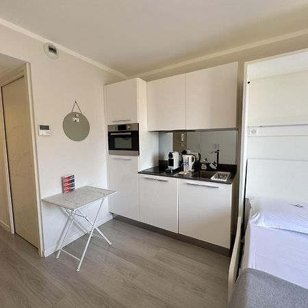 Aparthotel Riviera Nice Cote D'Azur - Old Town - Studio Ac - Sea View - 50M Promenade Des Anglais- La Maison Linda Dış mekan fotoğraf